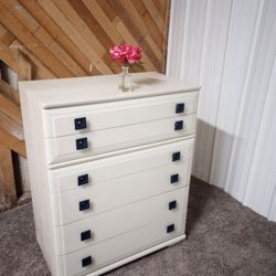 Mengel Brand 6-Drawer Tall Dresser