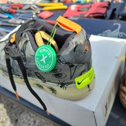 Nike Tennis Shoes Zise 8