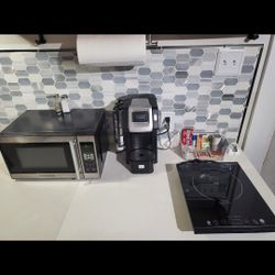 Cooktop, Keurig & Small Microwave 