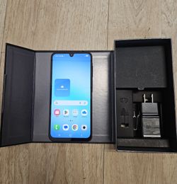 Samsung Galaxy A17 128gb unlocked like new for sell at Rosemead CA  