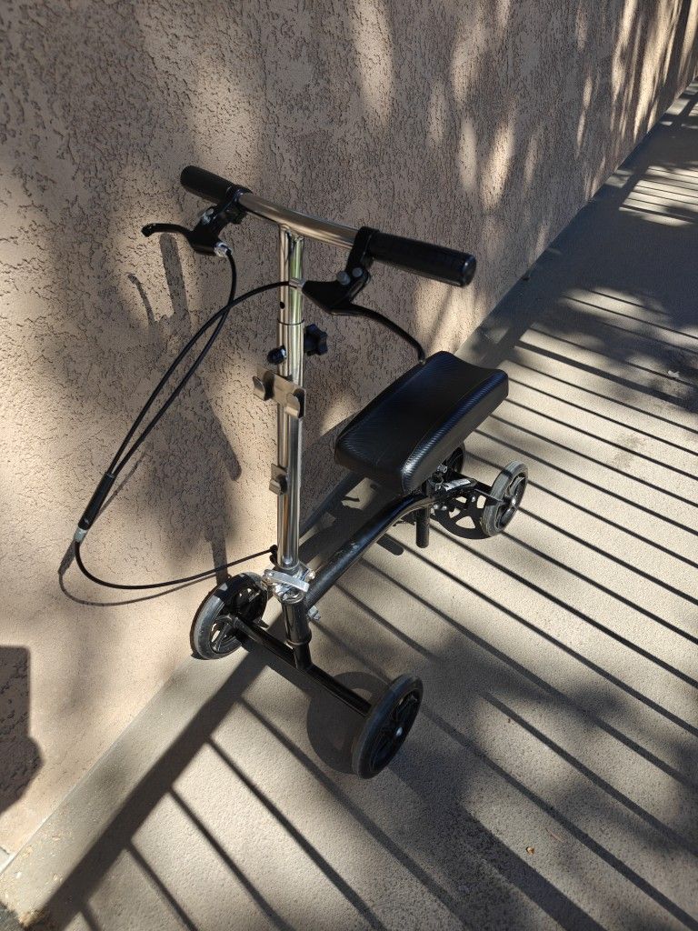 Knee Scooter