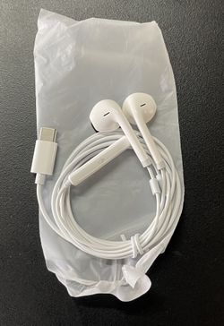 USB C Earbuds wired for iPhone 16 15 Pro Max Plus iPad Pro  $5 each  or $1 for 100 Pieces  Decatur & Hacienda
