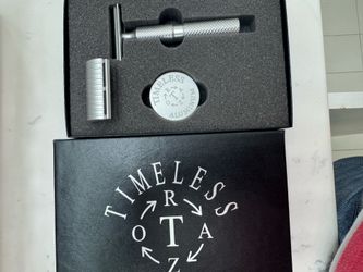 Timeless Aluminum Safety Razor Slant