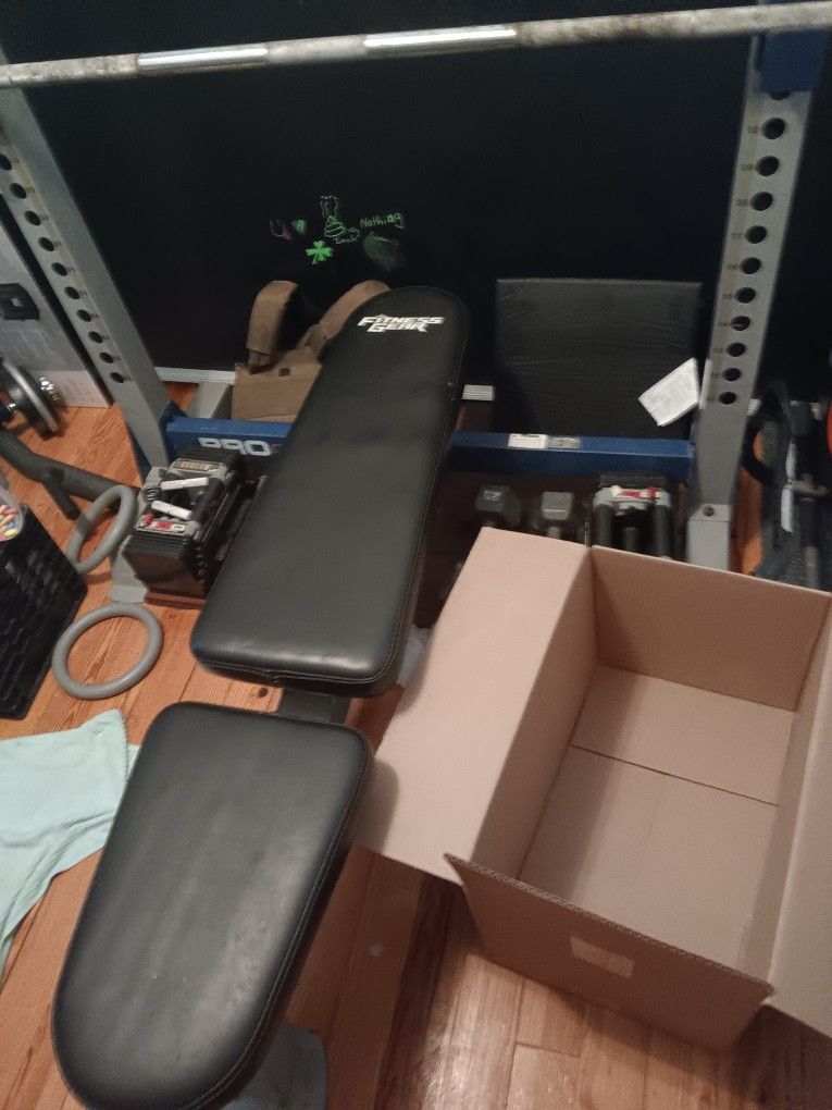 Fitness Gear Adjustable Bench Press Squat Rack