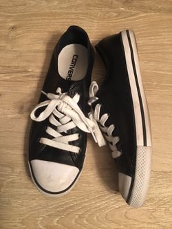 Converse black leather shoe sz 6