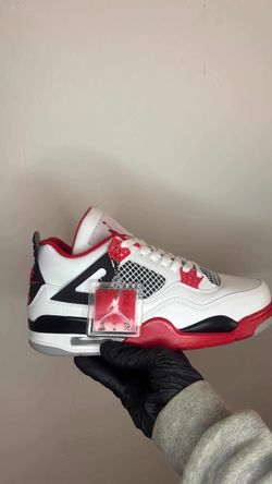 Jordan 4