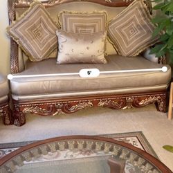 Custom-Made Sofas From Canada