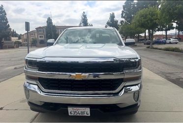 2018 Chevy Silverado LT 4x4 – 117K Miles