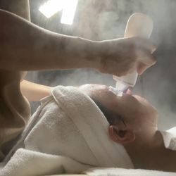 Professional Facials Treatment At Claremont 