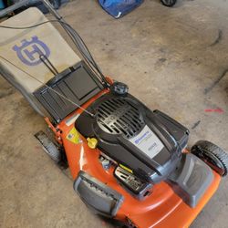 Husqvarna Self Propelled Lawnmower