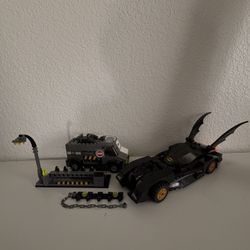 LEGO 7781  The Batmobile: Two-Face's Escape READ DESCRIPTION 