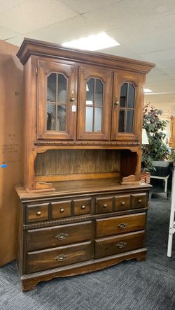Wood Dresser with Hutch Cabinet