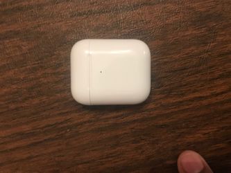 AirPods Generation 2 Wireless Charging Case