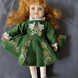Vintage Maureen Irish Stepdancer Porcelain Doll Royalton Collection