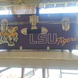 LSU TIGERS STORAGE CHEST