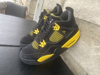 Air Jordan 4 Yellow Thunder ( Pick Up Only ) Size 6y—$49 FIRM