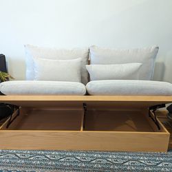 Comfortable Sofa with Storage