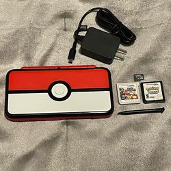 Nintendo 2ds xl  pokeball edition