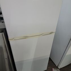 10 Cubic Refrigerator 