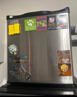 Mini fridge