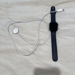 Apple Watch Series 8 