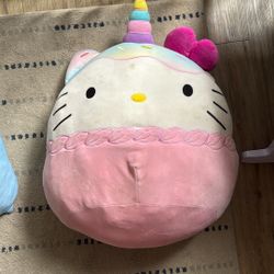 Hello Kitty Pillow 