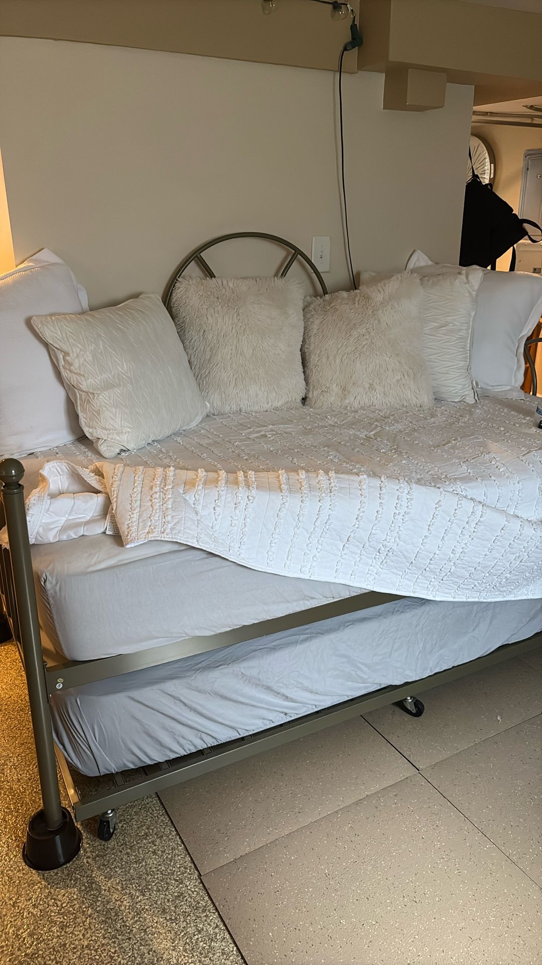 Trendal Bed Twin Size