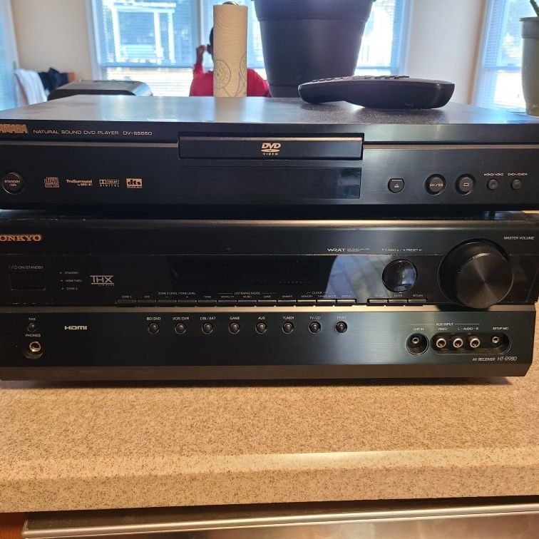 ONKYO REC & YAMAHA CD/DVD PLAYER