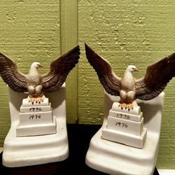 Beautiful and Unique Ceramic Bicentennial Eagle Bookends 