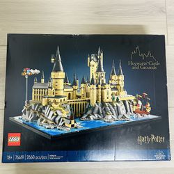 LEGO Harry Potter: Hogwarts Castle and Grounds (76419) Brand New
