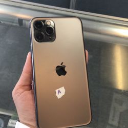 iPhone 11 Pro 64GB Unlocked Excellent Condition 