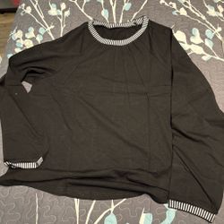 Nice soft black sweater size L
