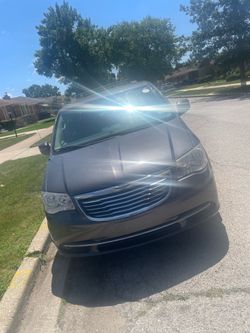 Chrysler town and country