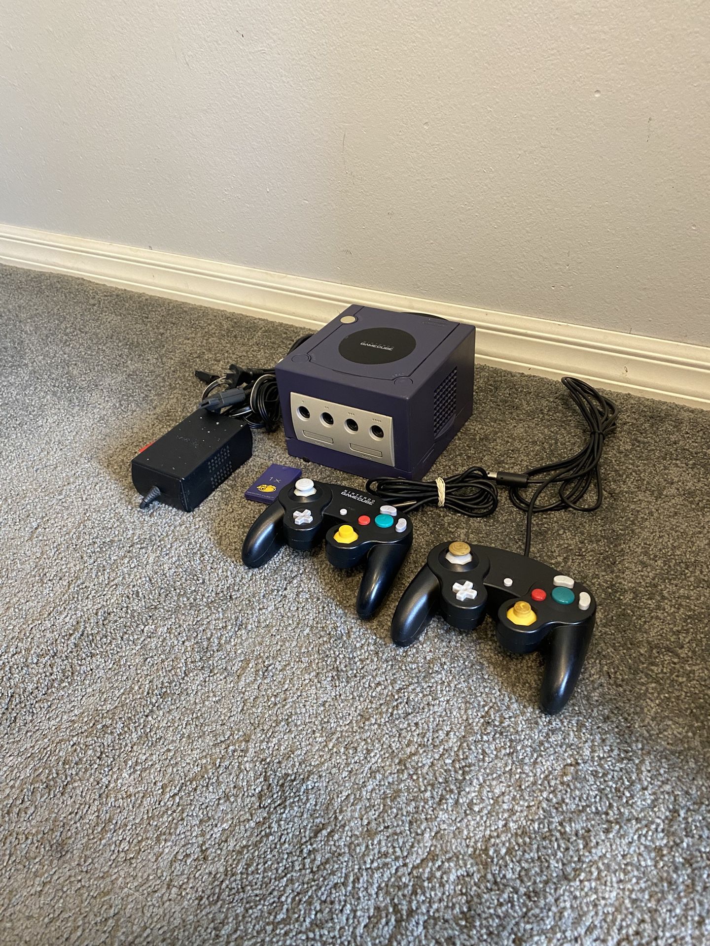 Nintendo GameCube Console Blue DOL-001 USA w/ 2 Black Controllers, Cables And Memory Card