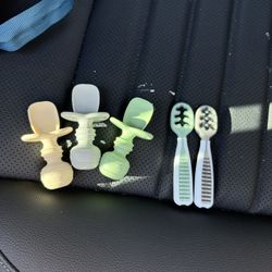 Toddler Feeding Supplies $8 For All