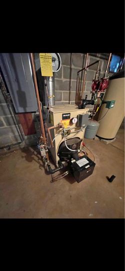 Weil-McLain Oil Boiler + Indirect Hot Water Tank Complete Heating System – Perfect  Condition