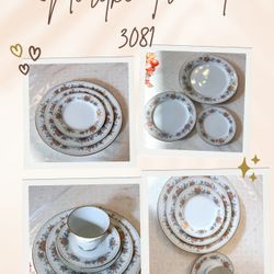 Noritake Fine China Set Of 8