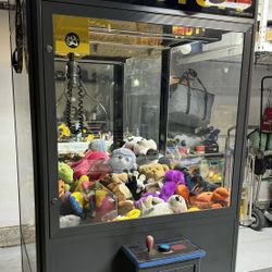 Claw machine 