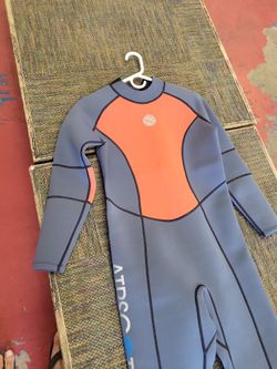 3 mm Wetsuit New
