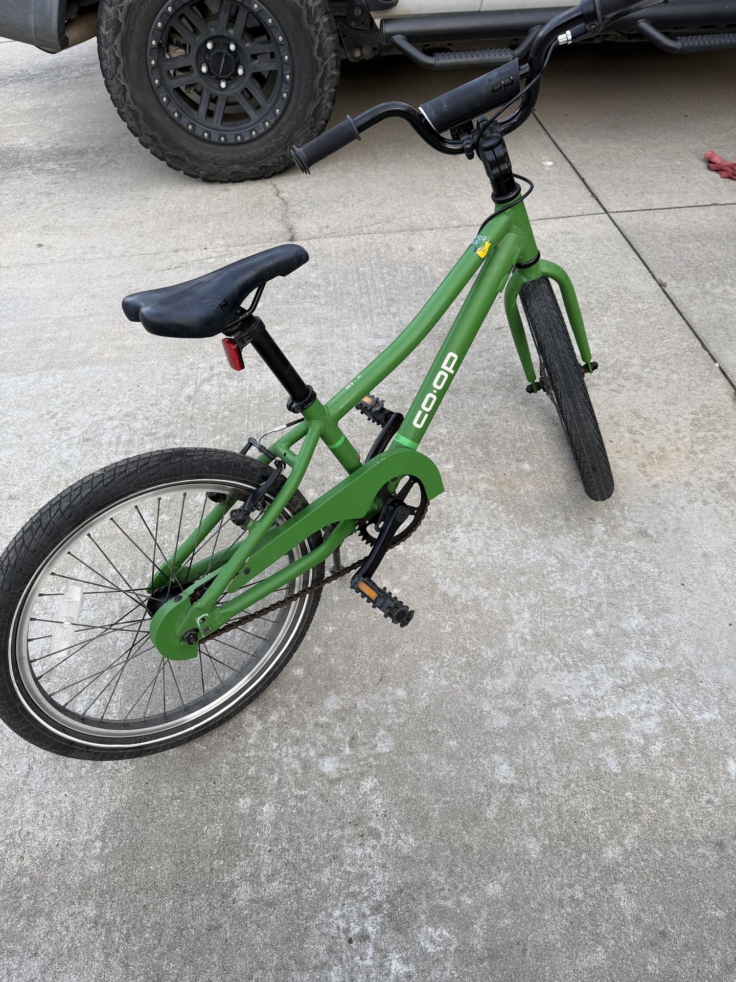 peg perego battery life Official 12 Volt Replacement for Ride on Toys. All Season Performance. Works with John Deere, Polaris, and Case IH licensed Peg Perego Ride on Toys : Toys & Warranty1 Year 1 1/0 2/0 6/0 Cisco Kid Topper 700 Ski Length:161