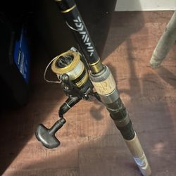 Fishing Rod Daiwa D Shock Spin Reel and Fiberglass Rod Spin