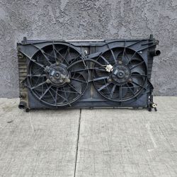 Lincoln Continental 1(contact info removed) 1(contact info removed) 1(contact info removed) 2001 2002 Radiator Ac Fan 
