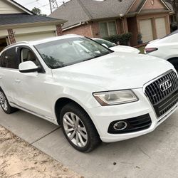 🚗 Audi Q5 2014