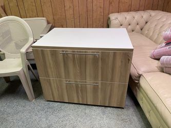 2-Drawer Lateral File Cabinet with Lock