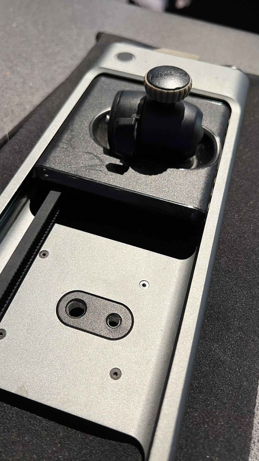 Rhino ROV Pro 16” Motorized Slider for Cameras And Phones