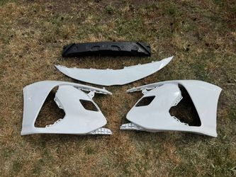 2018 - 2022 TOYOTA PRIUS PRIME FRONT BUMPER OEM
