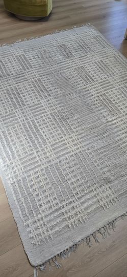 Rug Crissy Crosshatch Shag Rug
Beige 7.6" x 9.6"