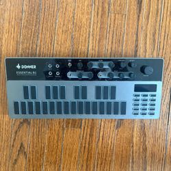 Donner B1 Synth