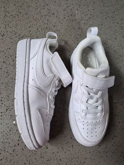 Nike Court Borough 12C