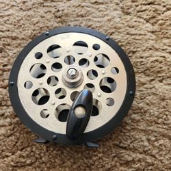 Pflueger Sal-Trout 1558 Fly Reel 